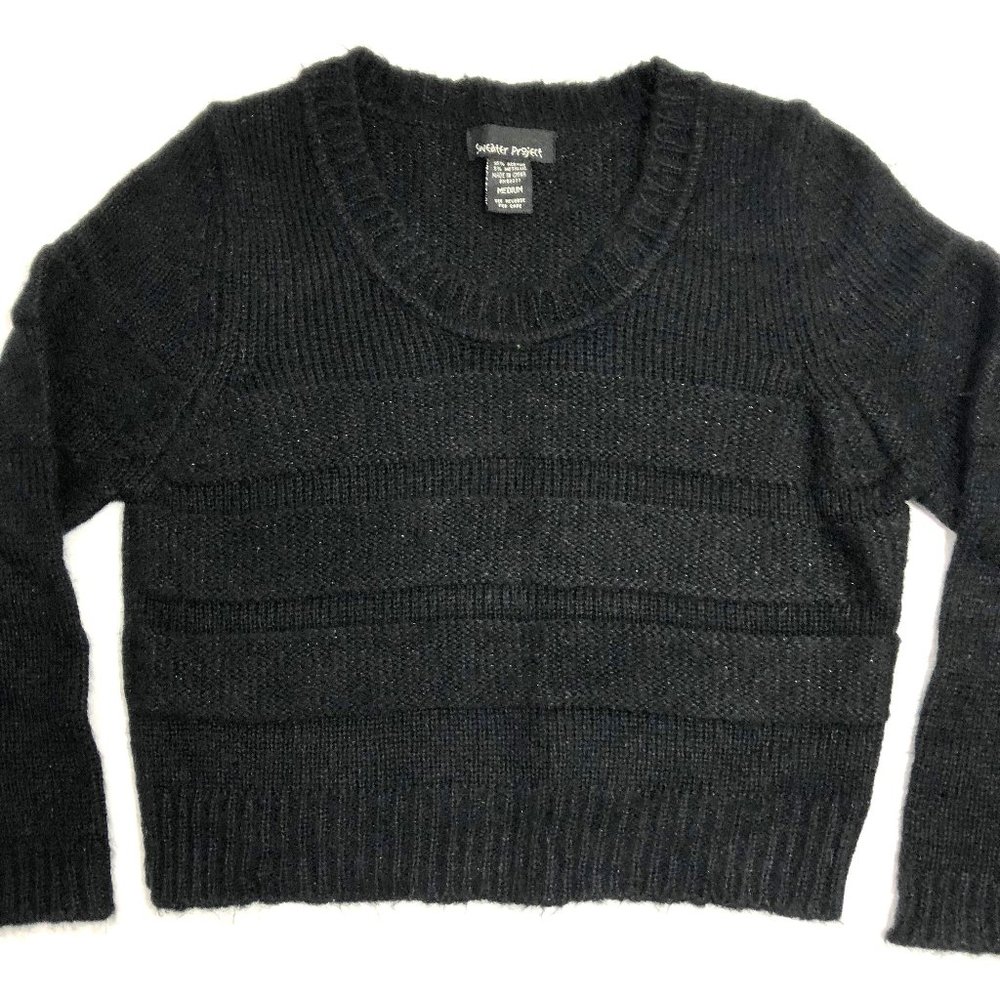 Black Cropped Fuzzy Sweater